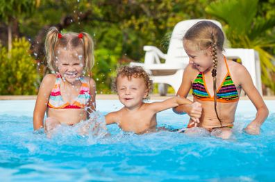 Kinder in der Therme