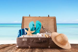 Transport de sommes au sein de l’UE, valise avec affaires de plage